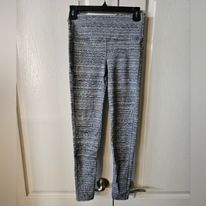 Athleta chaturanga jacquard tight, small, dark gray